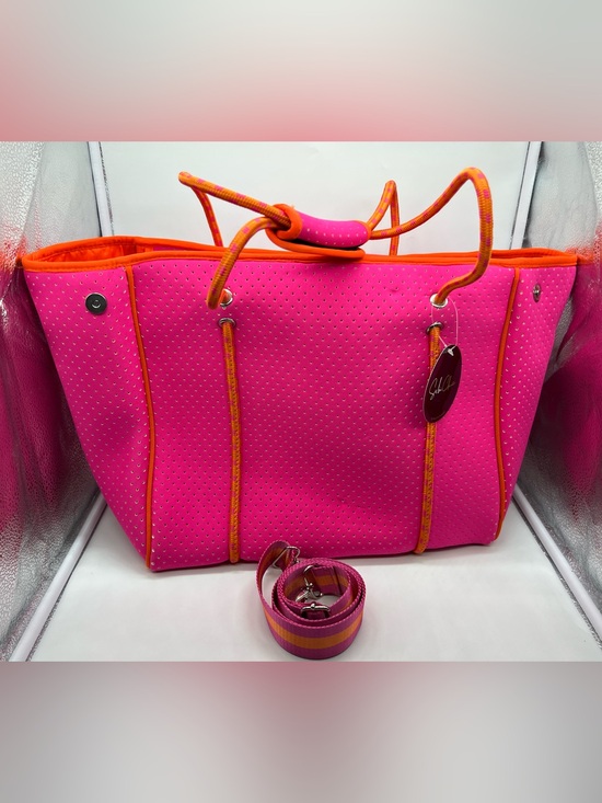 Bag & Bougie Handbags - NWT BAG & BOUGIE x SABICHIC Pink Orange Perforated Neoprene Washable Tote Bag